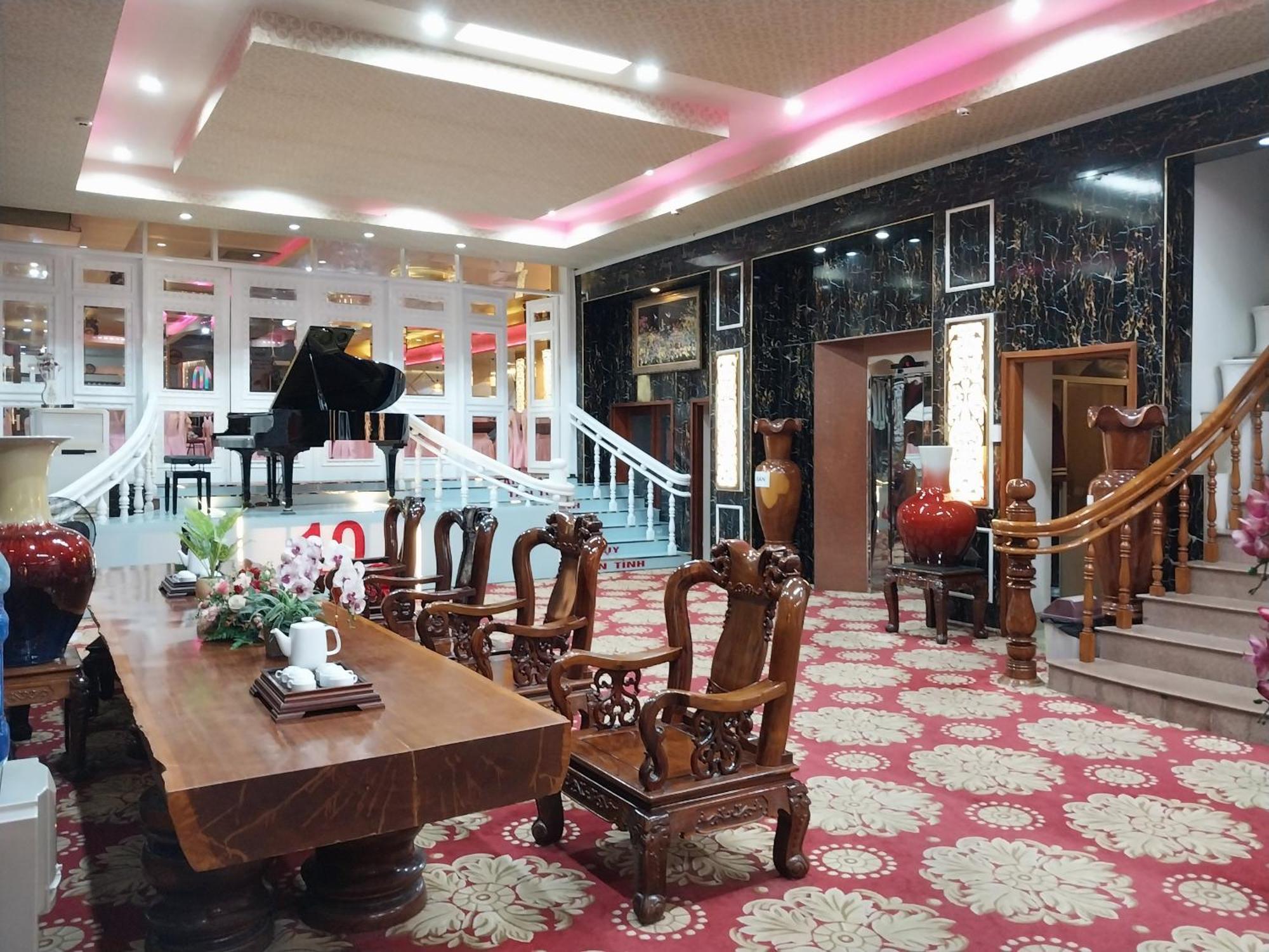 Nhat Quy Hotel Tây Ninh Buitenkant foto