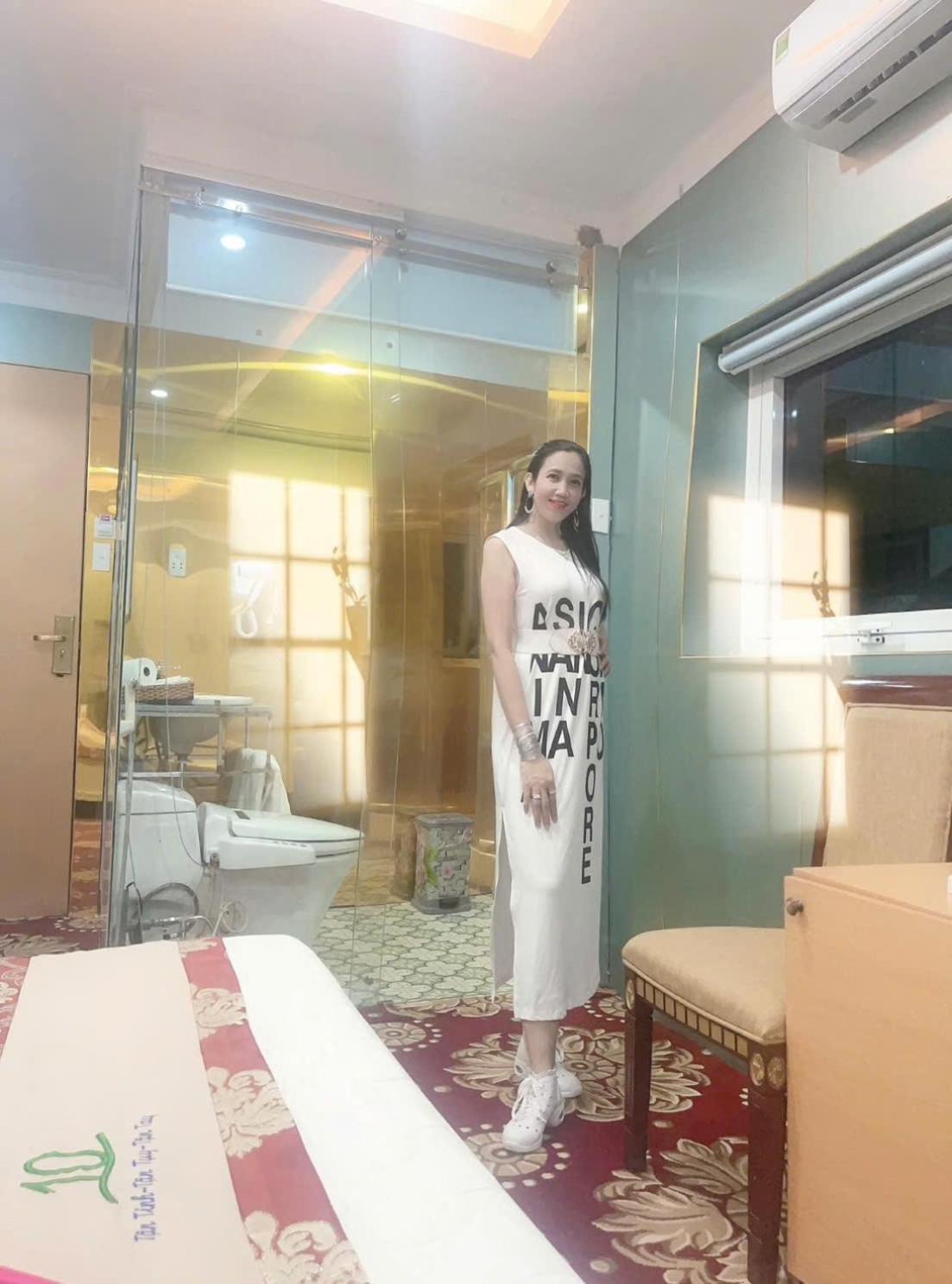 Nhat Quy Hotel Tây Ninh Buitenkant foto