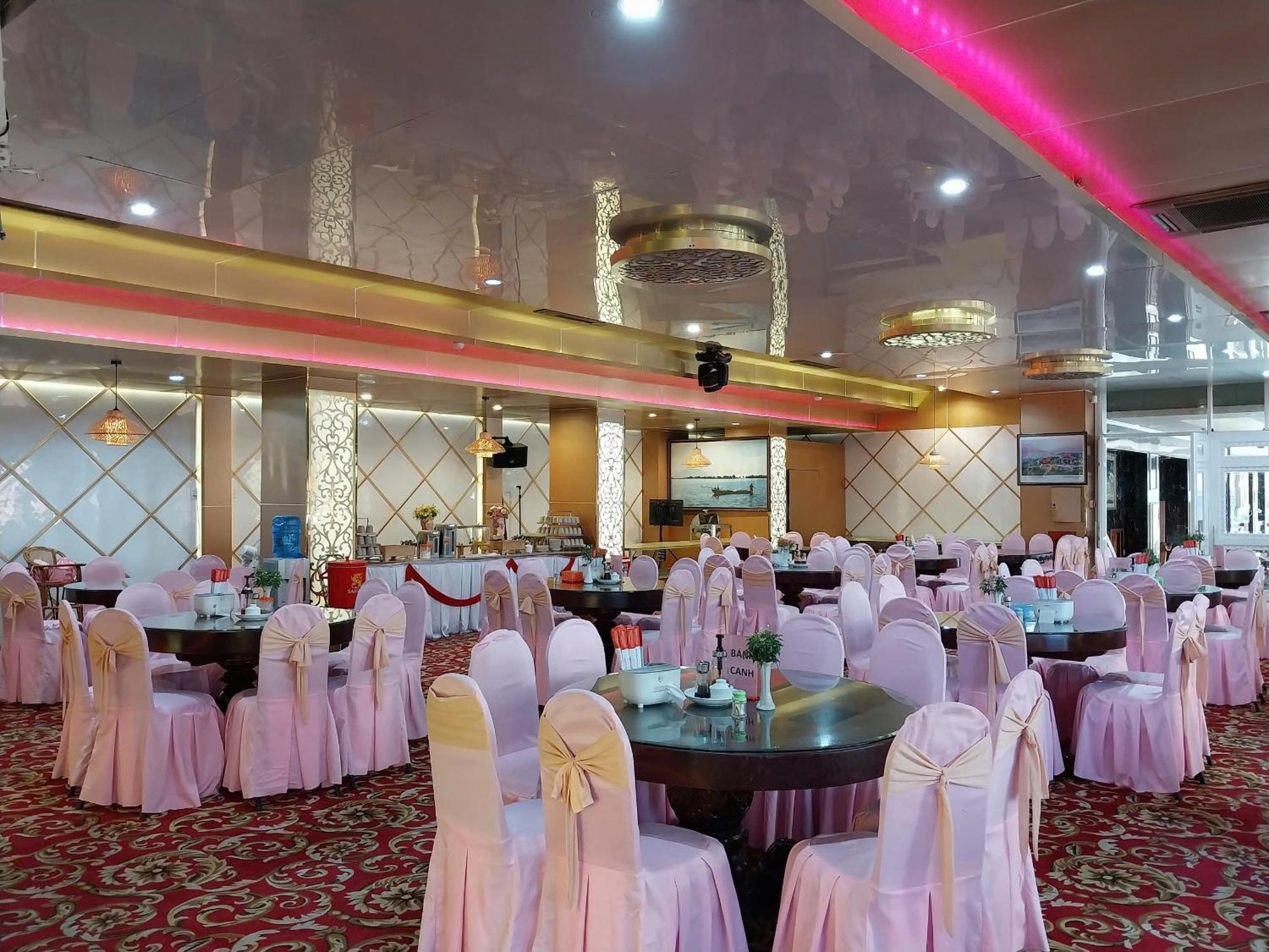 Nhat Quy Hotel Tây Ninh Buitenkant foto