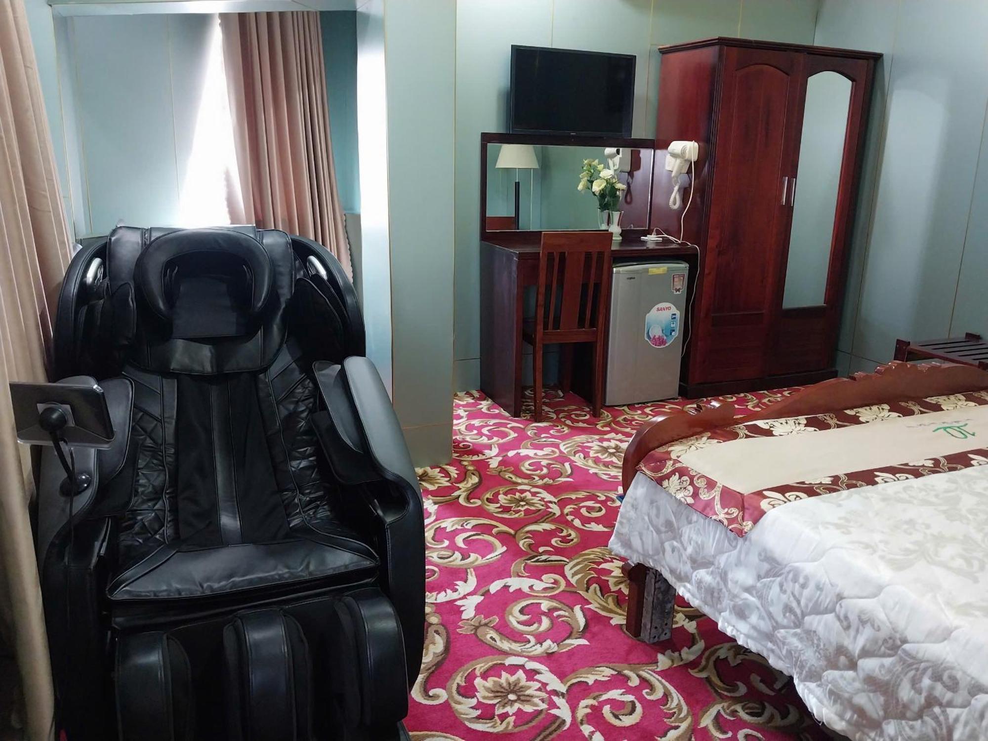 Nhat Quy Hotel Tây Ninh Buitenkant foto