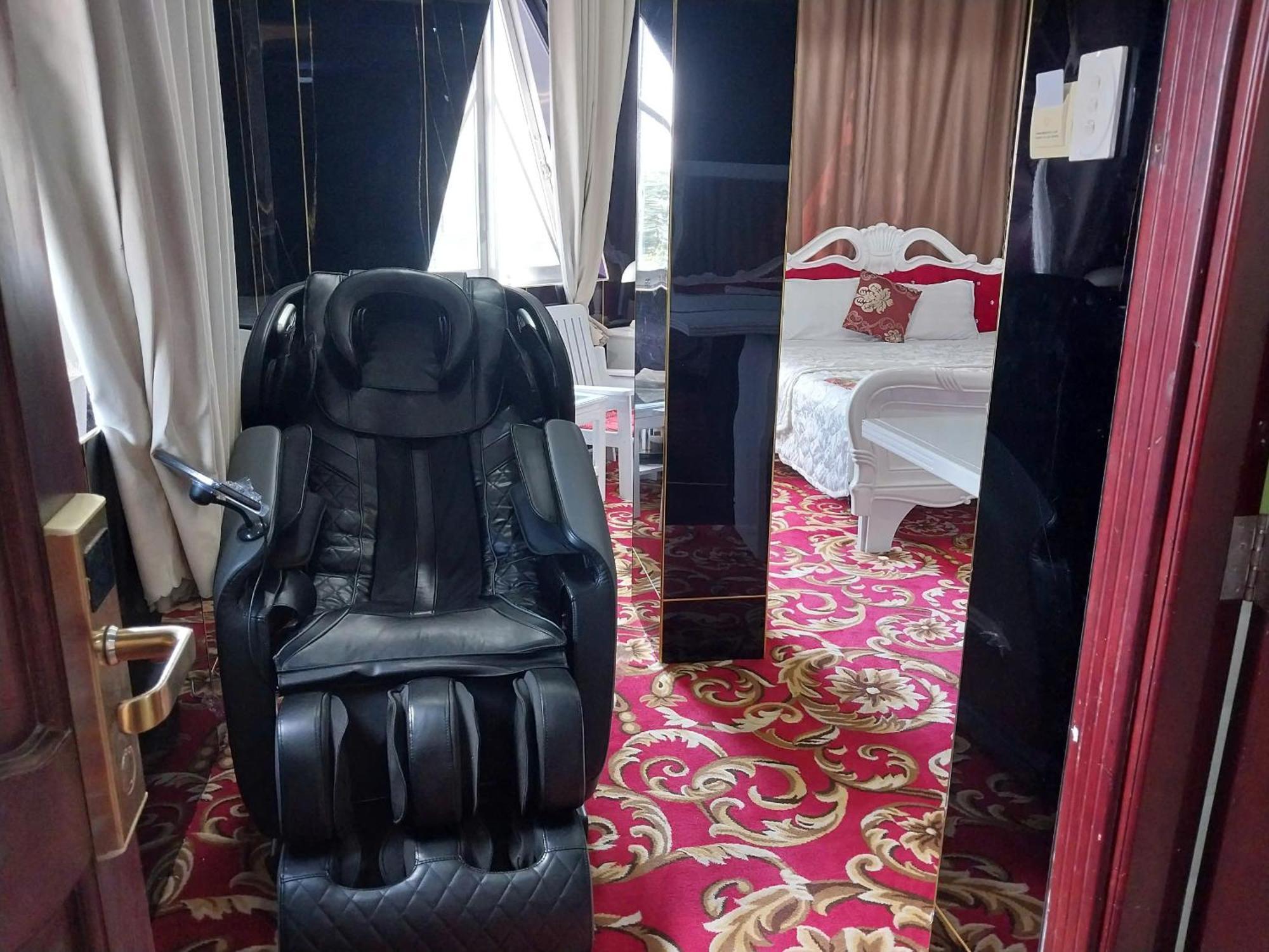 Nhat Quy Hotel Tây Ninh Buitenkant foto